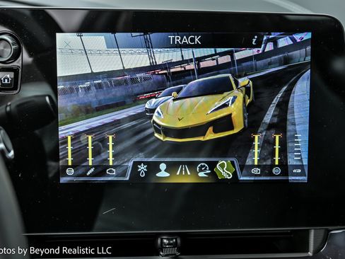 Used 2024 Chevrolet Corvette E-Ray image 46