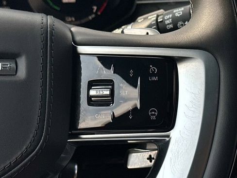 Used 2024 Land Rover Range Rover Autobiography image 7