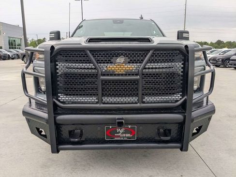 Used 2024 Chevrolet Silverado 2500 Custom w/ Custom Convenience Package AWD/4WD image 9
