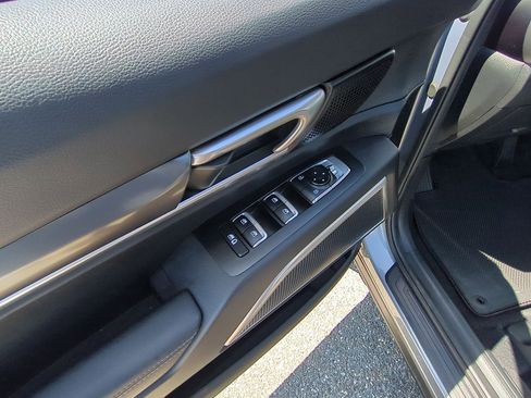 Used 2024 Kia Telluride LX FWD image 22