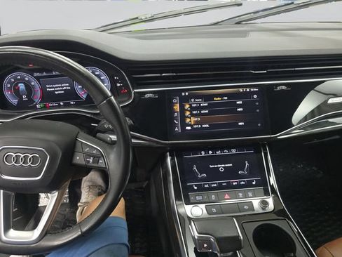 Used 2020 Audi Q7 2.0T Premium w/ Cold Weather Package AWD/4WD image 30