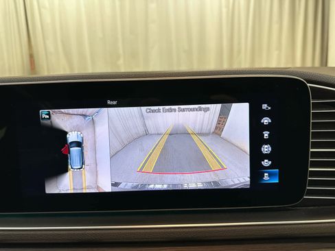 Used 2021 Mercedes-Benz GLE 350 4MATIC image 28