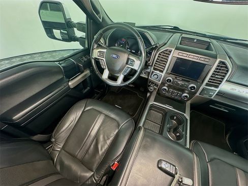 Used 2020 Ford F250 Platinum w/ Tremor Off-Road Package image 9