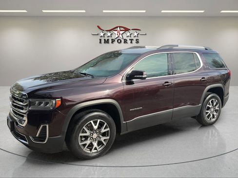 Used 2021 GMC Acadia SLE w/ Driver Convenience Package image 2