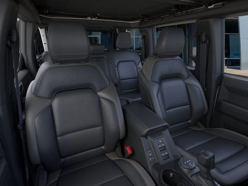 New 2025 Ford Bronco Outer Banks image 33