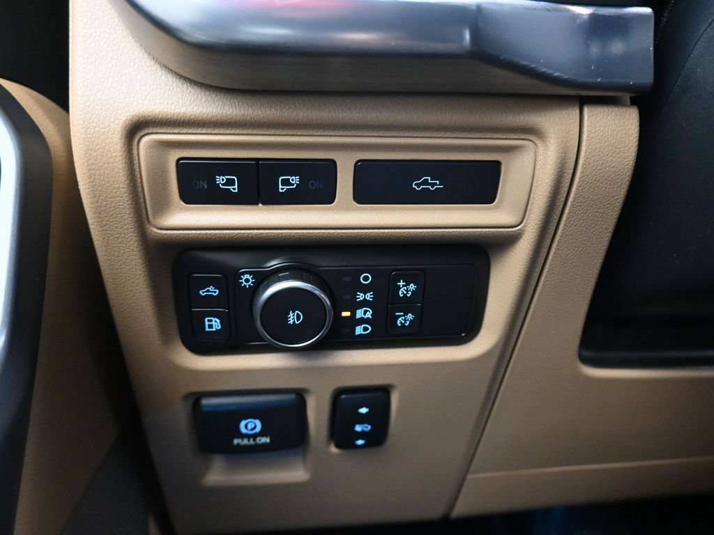 Used 2021 Ford F150 Lariat w/ Equipment Group 502A High AWD/4WD image 31