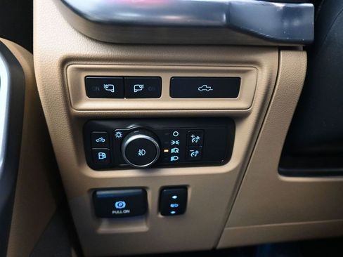 Used 2021 Ford F150 Lariat w/ Equipment Group 502A High image 31