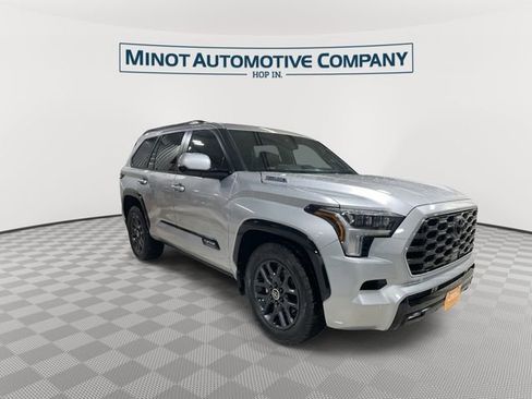 Used 2024 Toyota Sequoia Platinum AWD/4WD image 2