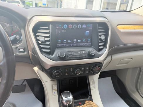 Used 2019 GMC Acadia Denali FWD image 17