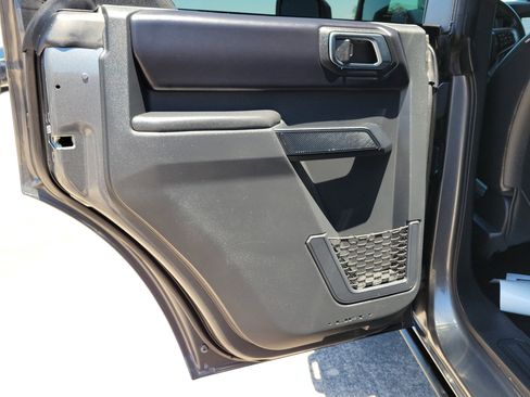 Certified 2025 Ford Bronco Badlands AWD/4WD image 11