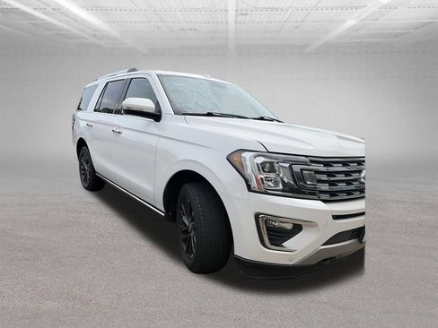 Used 2019 Ford Expedition Limited AWD/4WD image 2
