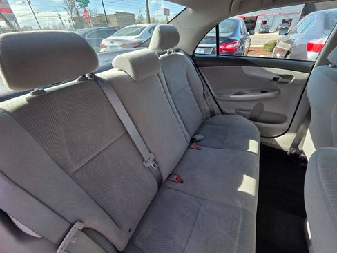 Used 2013 Toyota Corolla LE image 17