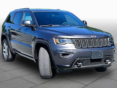 Used 2016 Jeep Grand Cherokee Limited 75th Anniversary AWD/4WD image 3