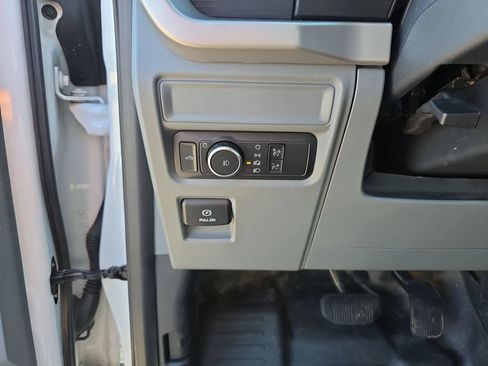 Used 2022 Ford F150 XL w/ Trailer Tow Package RWD image 19