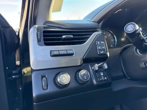 Used 2018 GMC Yukon Denali w/ Denali Ultimate Package image 19