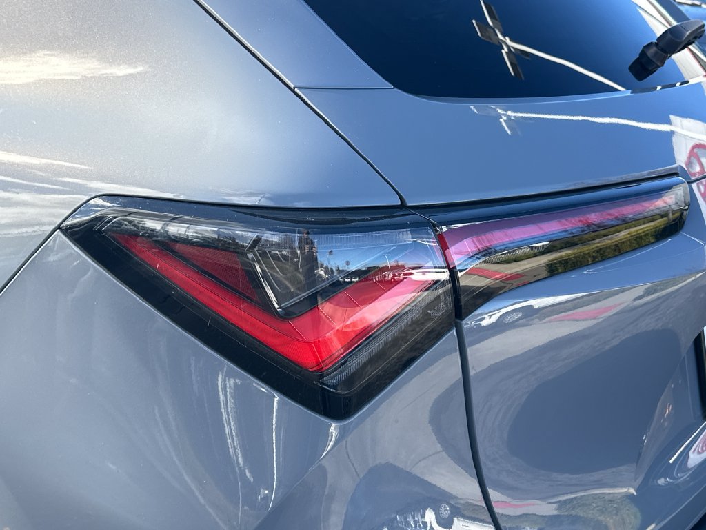 Used 2025 Acura ADX AWD image 10