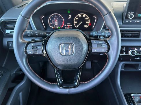 Certified 2025 Honda Pilot Sport image 14