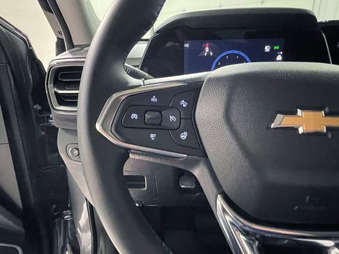 Used 2025 Chevrolet TrailBlazer LT w/ LT Cold Weather Package AWD/4WD image 33