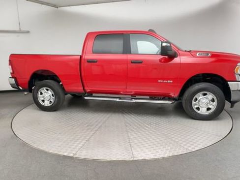 Used 2024 RAM 2500 Big Horn w/ Bed Utility Group image 9
