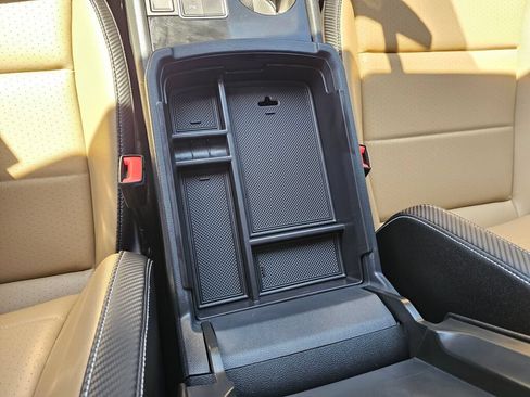 Certified 2023 Volkswagen Atlas Cross Sport SE w/ Panoramic Sunroof Package AWD/4WD image 24