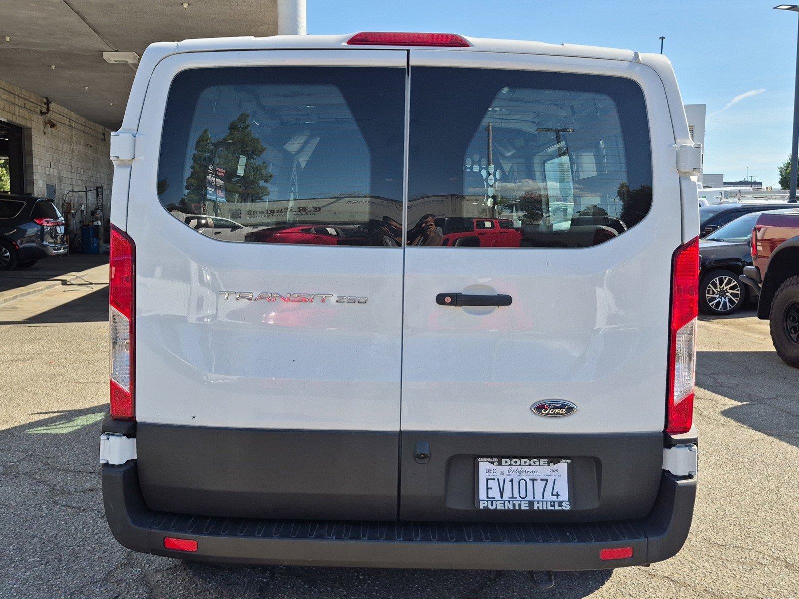 Used 2025 Ford Transit 250 Low Roof w/ Exterior Upgrade Package RWD image 5