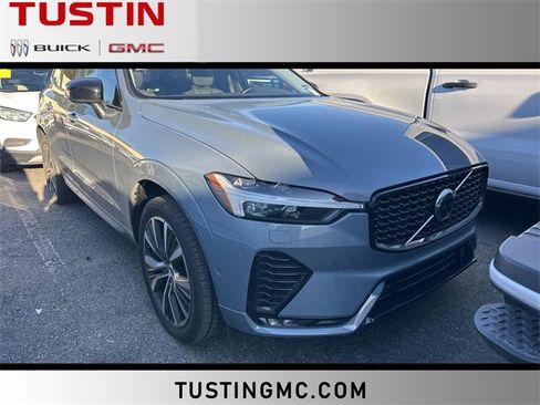 Used 2023 Volvo XC60 B5 Plus image 1