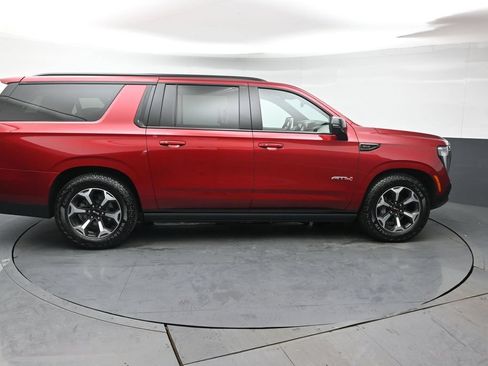 Used 2026 GMC Yukon XL AT4 Ultimate AWD/4WD image 7