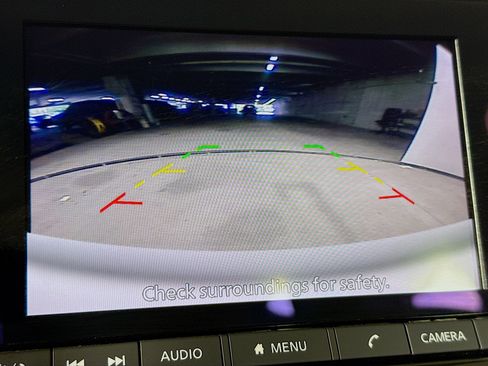Used 2025 Nissan Pathfinder SV FWD image 14