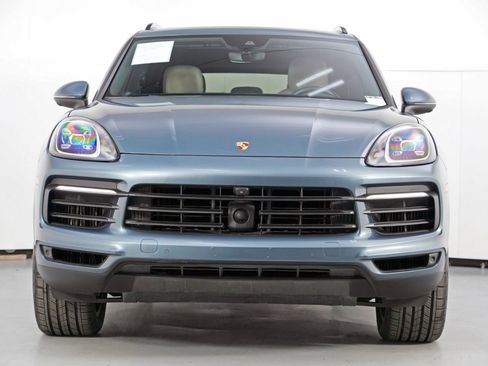 Used 2020 Porsche Cayenne S w/ Premium Package image 7