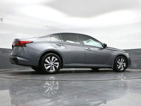 Used 2020 Nissan Altima 2.5 S FWD image 41