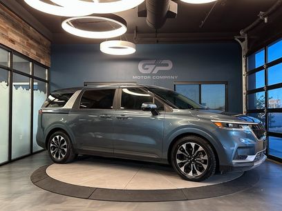 Used 2024 Kia Carnival EX