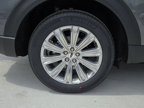 Used 2024 Ford Explorer Limited w/ Limited Technology Package image 20