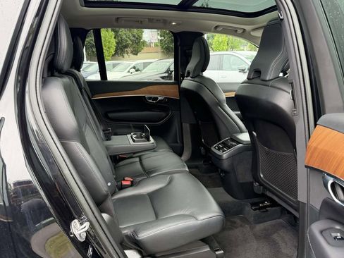 Used 2023 Volvo XC90 B5 Plus AWD/4WD image 13