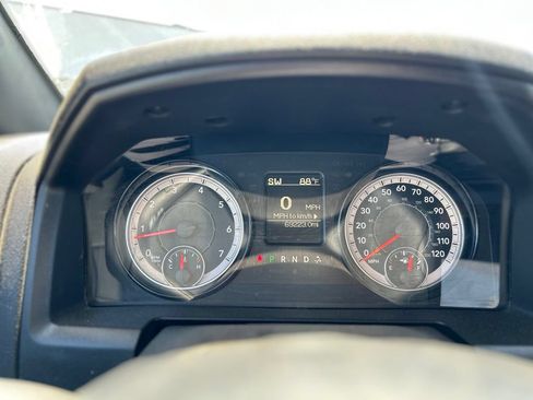 Used 2024 RAM 1500 Warlock AWD/4WD image 9