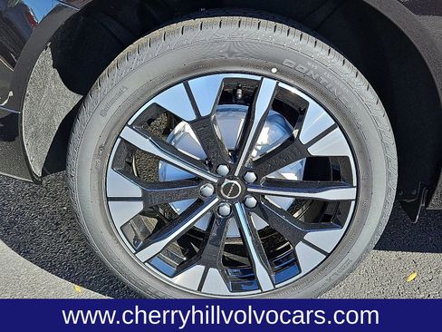 New 2026 Volvo XC60 B5 Plus w/ Protection Package Premier image 5