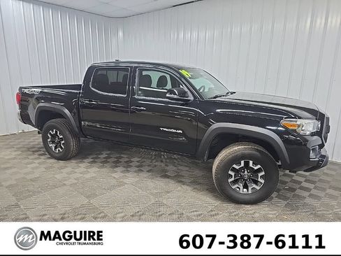 Used 2019 Toyota Tacoma TRD Off-Road AWD/4WD image 1