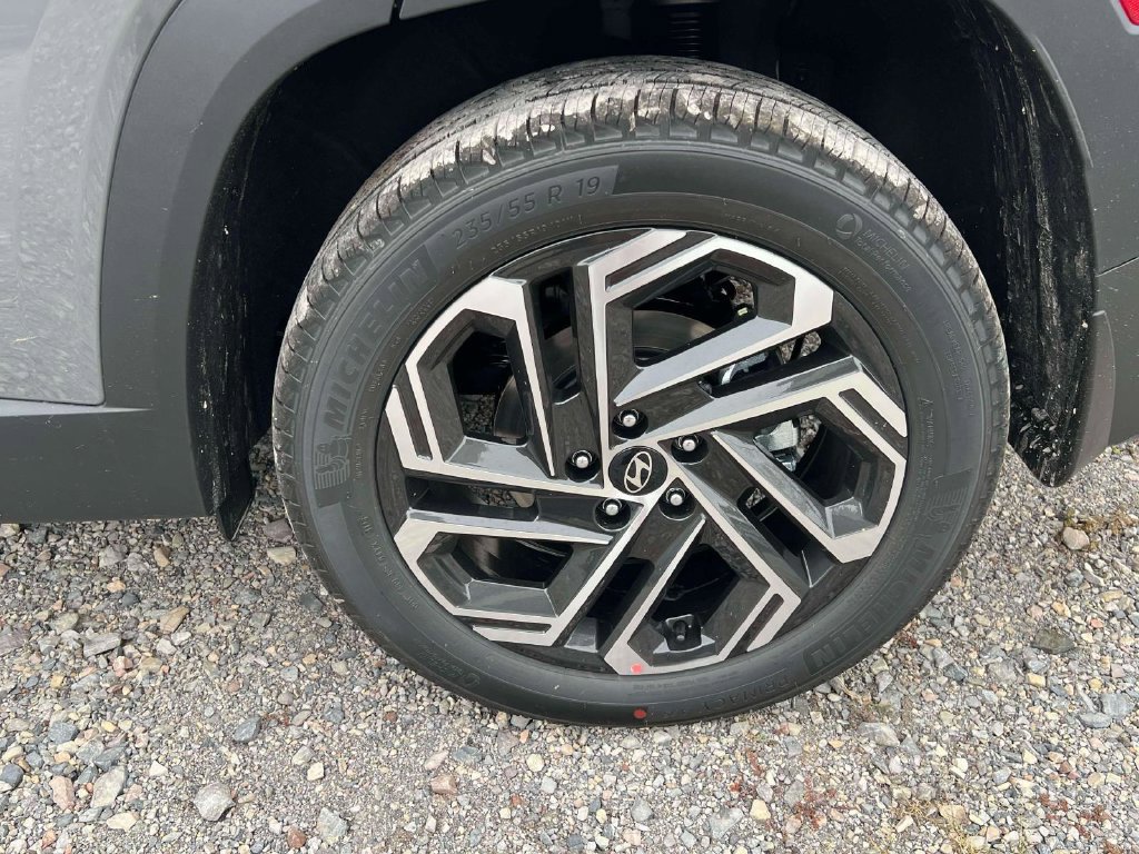 New 2026 Hyundai Tucson Limited AWD/4WD image 6