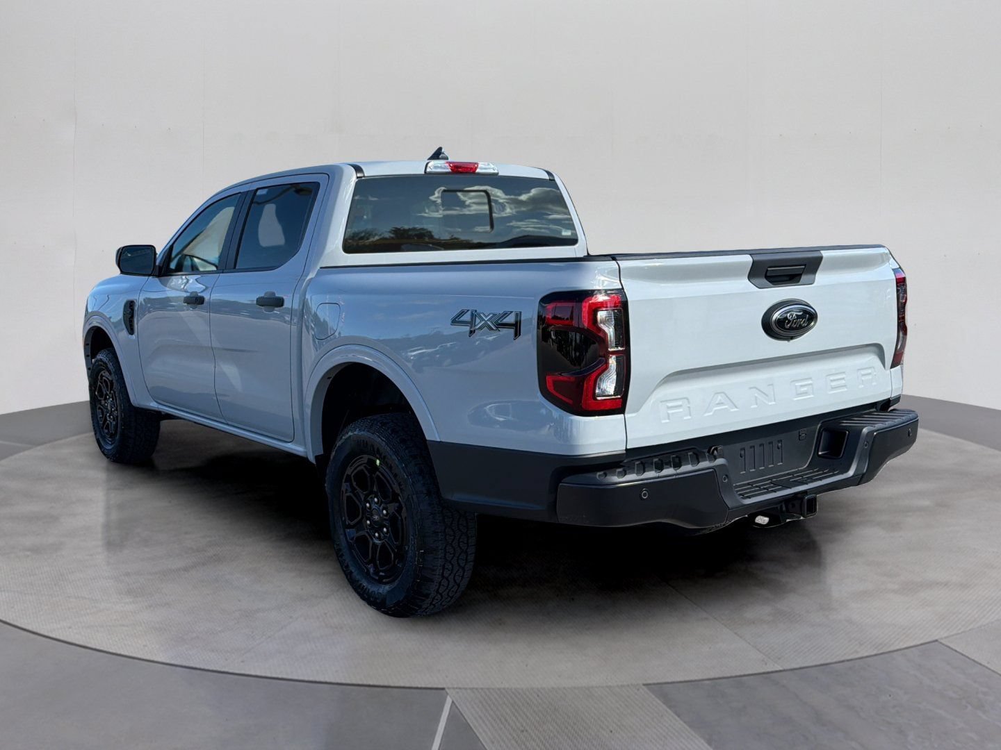 New 2026 Ford Ranger XLT w/ Equipment Group 301A High AWD/4WD image 3