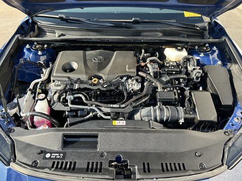 Used 2025 Toyota Camry LE FWD image 13