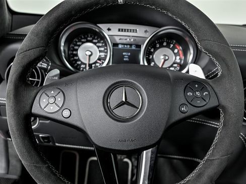 Used 2015 Mercedes-Benz SLS AMG GT Final Edition image 27