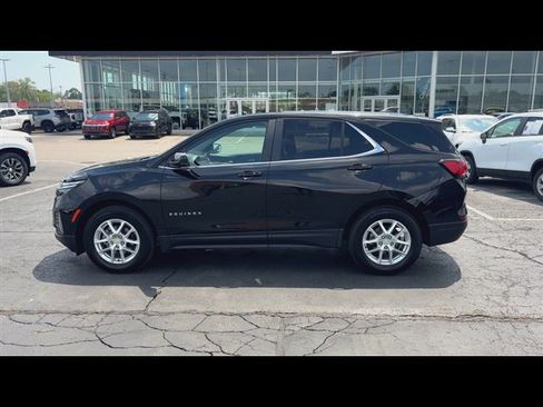 Certified 2024 Chevrolet Equinox LT w/ LPO, Floor Liner Package FWD image 5