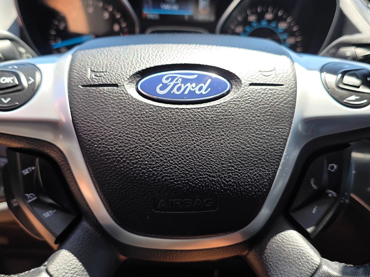 Used 2014 Ford Escape Titanium w/ Equipment Group 401A FWD image 34