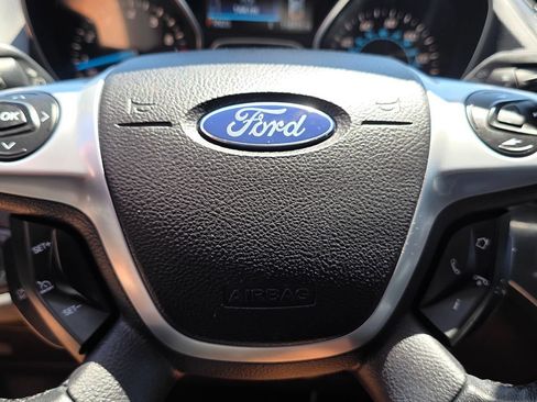 Used 2014 Ford Escape Titanium w/ Equipment Group 401A FWD image 34