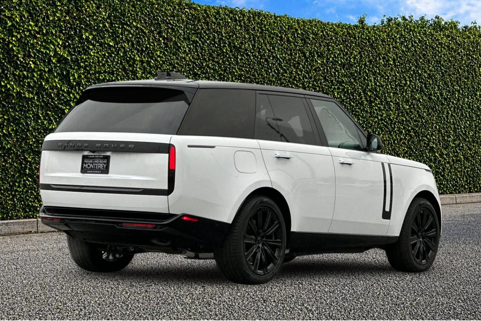 New 2026 Land Rover Range Rover SE AWD/4WD image 6