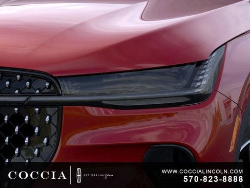 New 2026 Lincoln Nautilus Premier AWD/4WD image 18