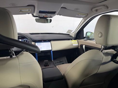 New 2025 Land Rover Discovery Sport S image 23
