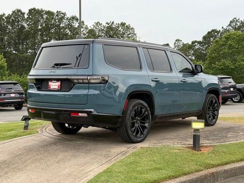 New 2026 Jeep Grand Wagoneer Summit AWD/4WD image 7