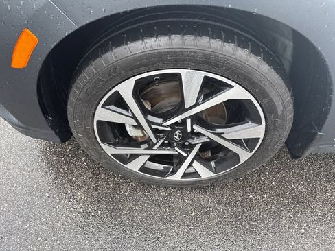 Certified 2023 Hyundai Kona Limited AWD/4WD image 39