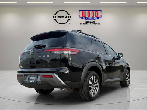 New 2026 Nissan Pathfinder SL AWD/4WD image 4