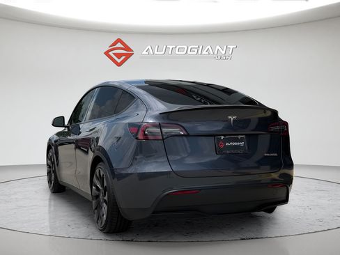 Used 2023 Tesla Model Y Performance AWD/4WD image 8